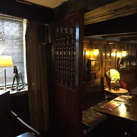 Inn String Of Horses 4*
