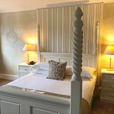 String Of Horses 4* Carlisle (Cumbria)