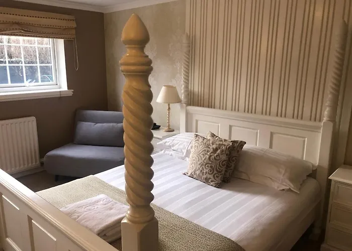 String Of Horses 4* Carlisle (Cumbria)