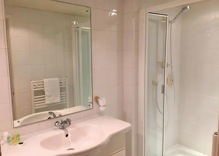 String Of Horses 4* Carlisle (Cumbria)